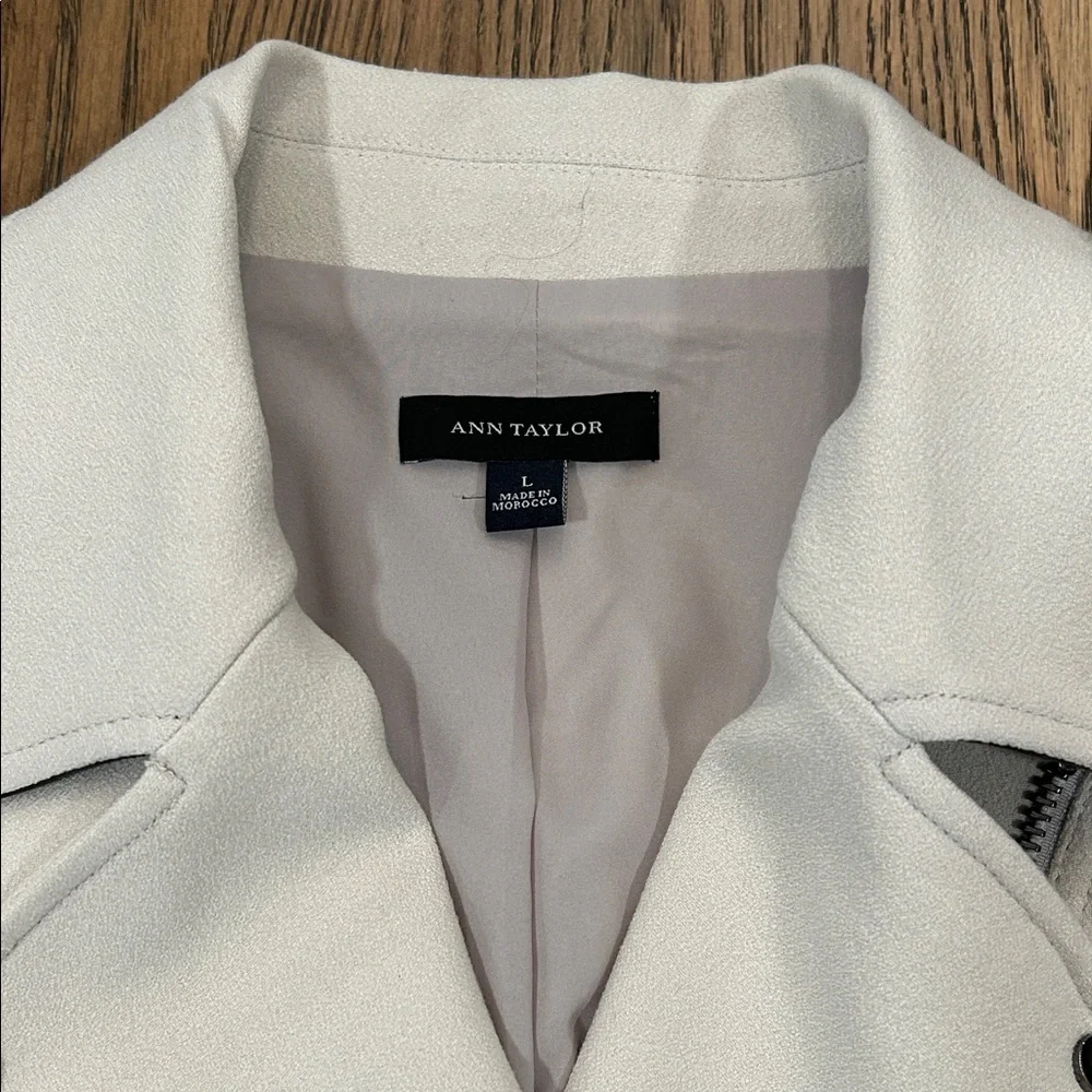 Ann Taylor Cream Leather Moto Jacket - Picture 3 of 8